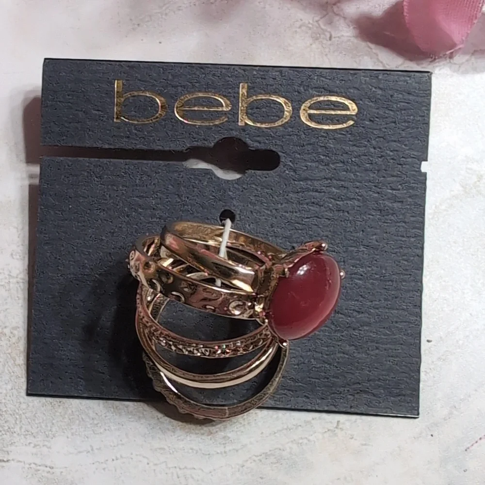 bebe chic ring